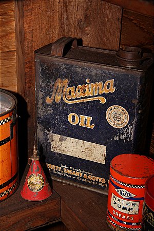 MAXIMA OIL (Half Gallon) - click to enlarge